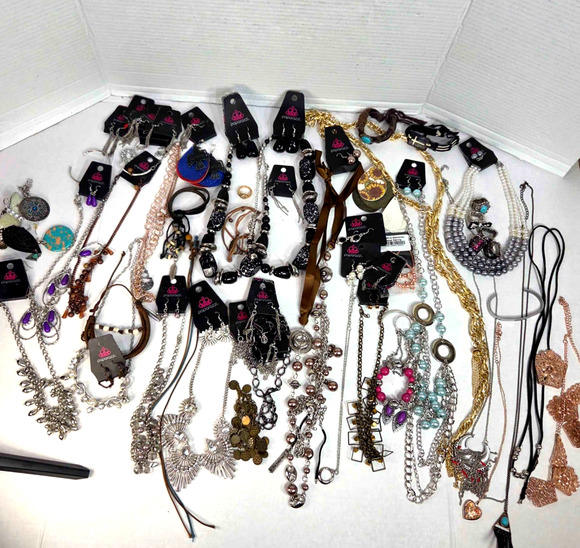 paparazzi Jewelry - Paparazzi Lot 50+ Pc Mixed Costume Jewelry Necklaces Earrings Bracelets Rings
